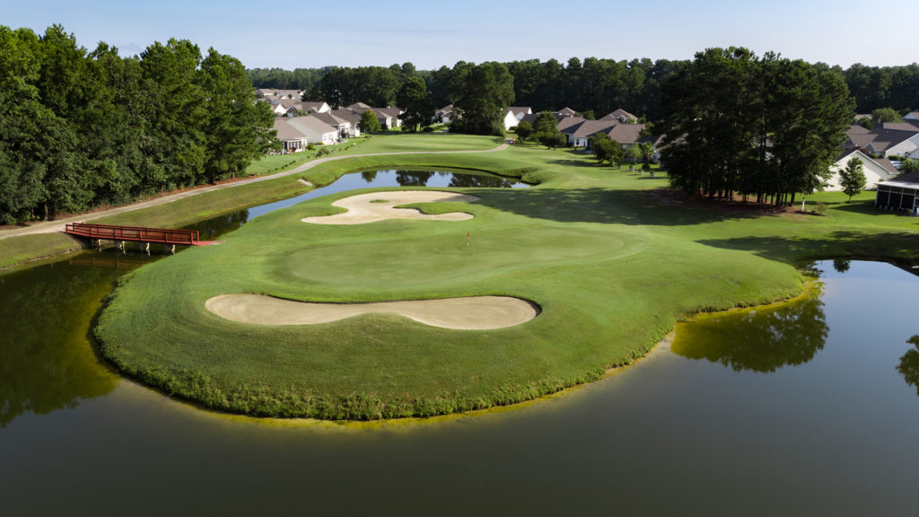 International Club - Hole 11